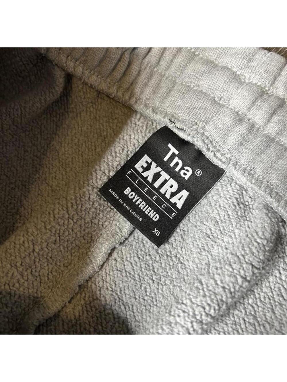 Aritzia Women's Grey Joggers-tracksuit - Picture 5 of 7